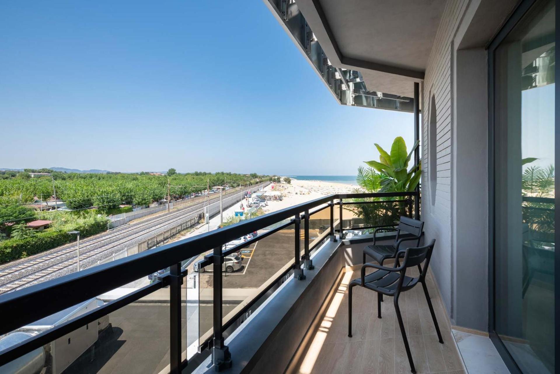Hotel Playa Suite Fano Exterior photo